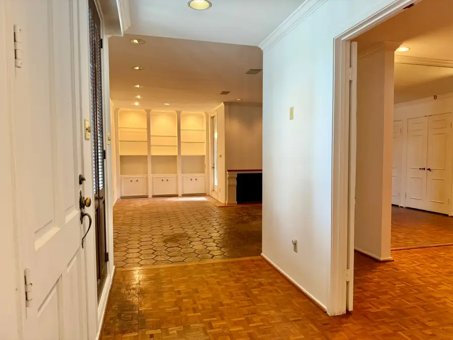 1101 Hawthorne Street, Houston, TX 77006 - Image #3