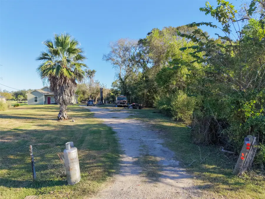 1836 County Road 318, Brazoria, TX 77422 - #3