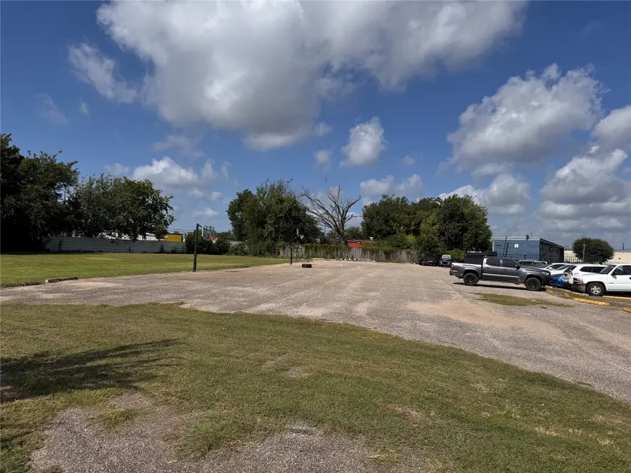7151 Lawndale Street, Houston, TX 77023 - #3