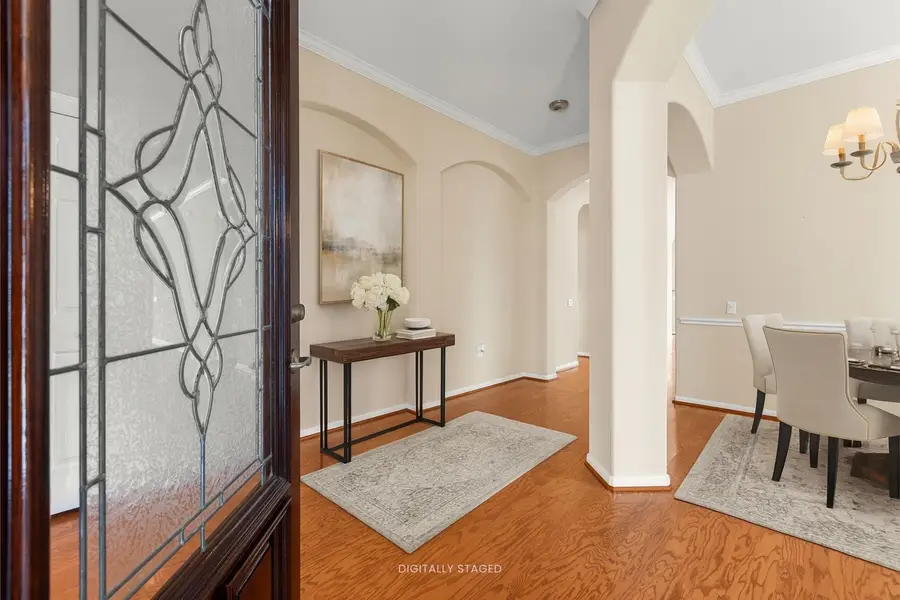 83 Robindale Circle, Conroe, TX 77384 - Image #3