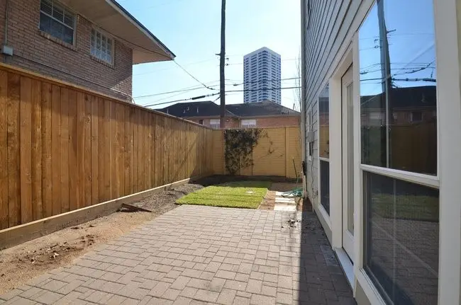 1818 Binz Street #E, Houston, TX 77004 - #2