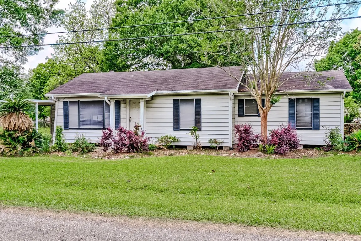 1504 Avenue K, Nederland, TX 77627 - #1