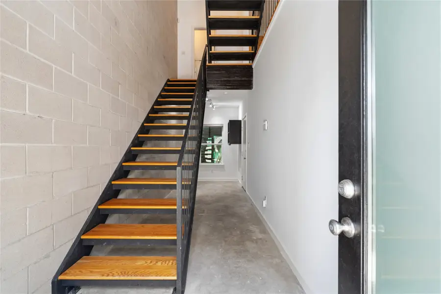 112 Byrne Street #C, Houston, TX 77009 - #3