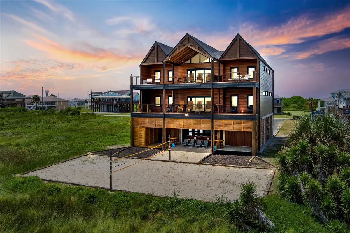 342 Atkinson Street, Crystal Beach, TX 77650 - #1
