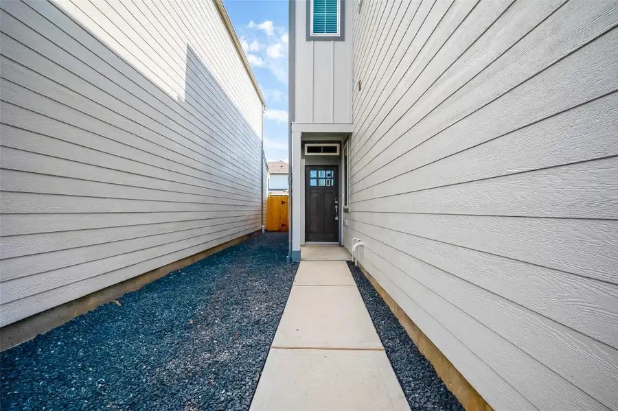 14819 Slow River Avenue, Houston, TX 77082 - Image #3