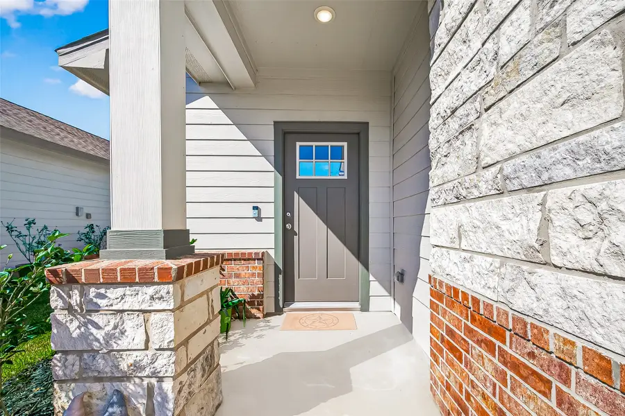 8014 Barret Travis Court, Beasley, TX 77417 - Image #2