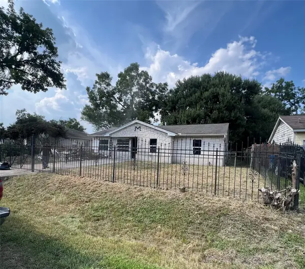 3219 Brea Crest St, Houston, TX 77093