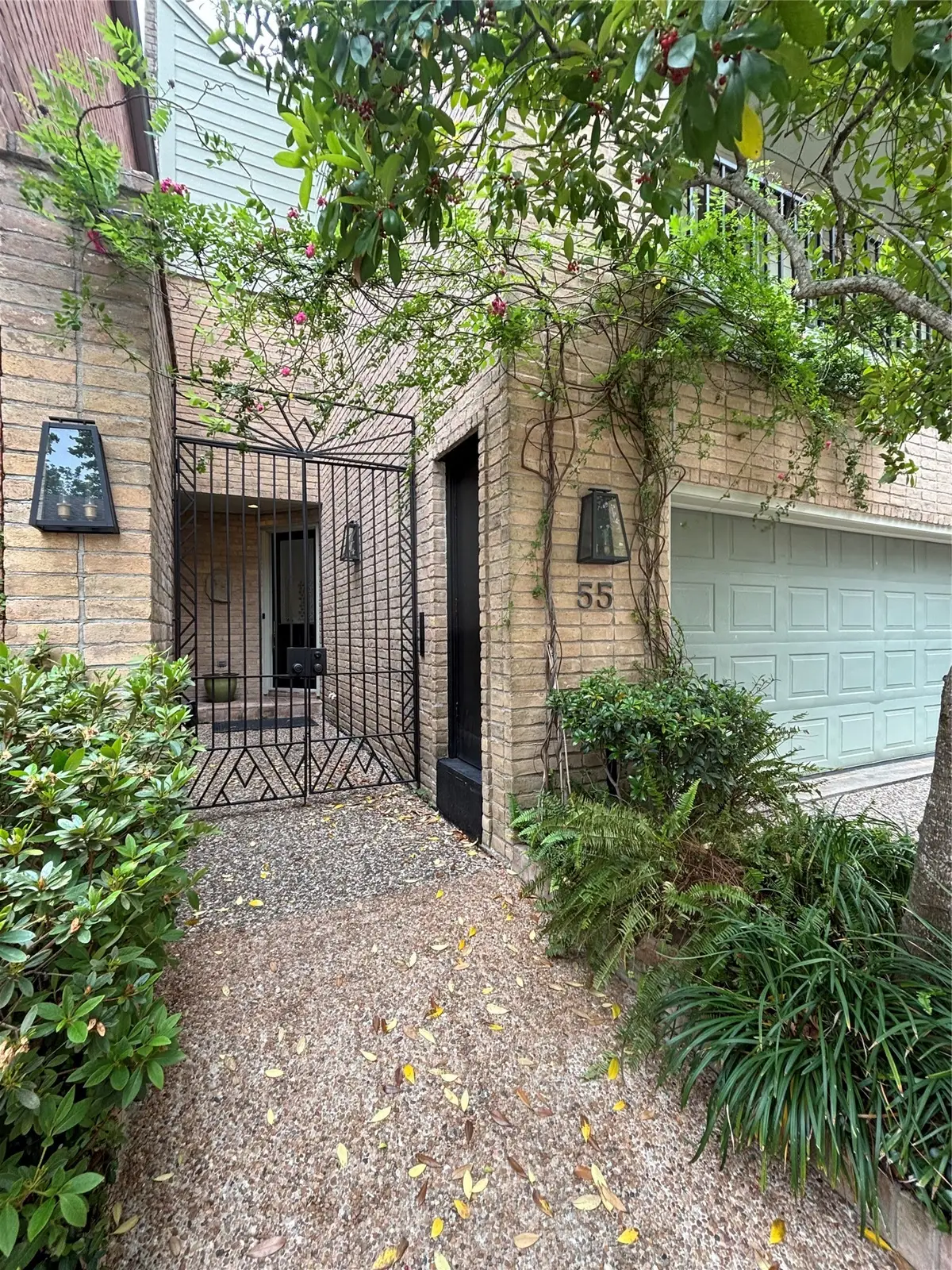 10 S Briar Hollow Lane #55, Houston, TX 77027 - #1