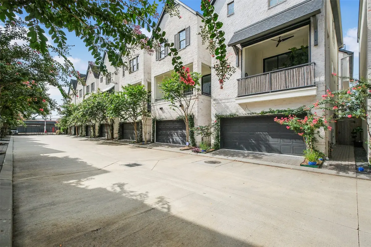 4010 University Grove Street, Houston, TX 77023 - #1