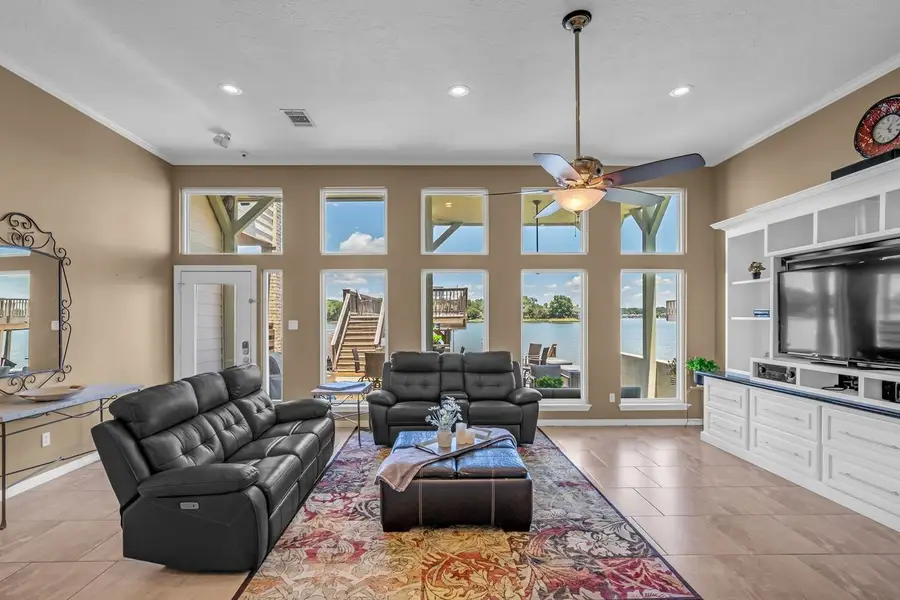 1234 Lake View Drive, Montgomery, TX 77356 - #3