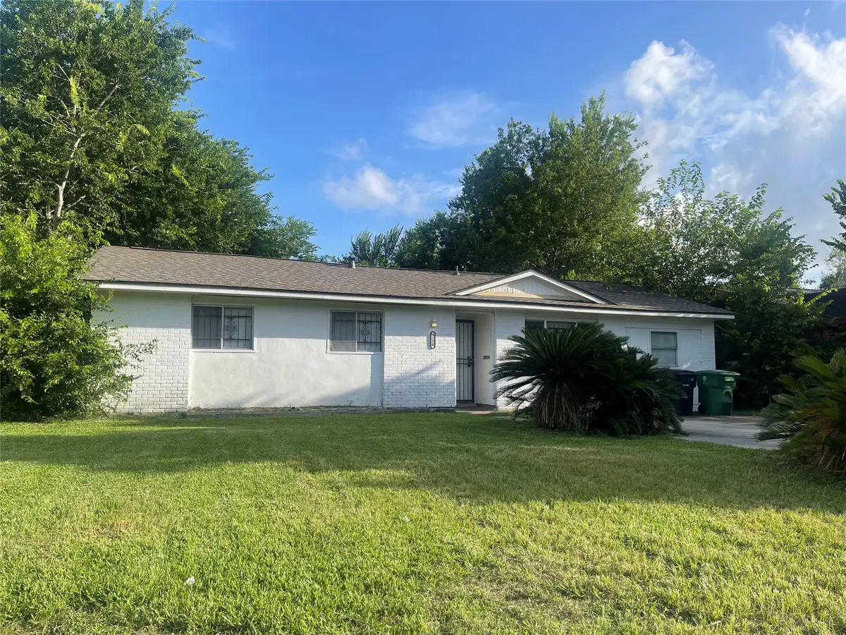 5250 Dumore Drive, Houston, TX 77048 - #1