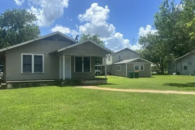 927 & 937 N Franklin Street, La Grange, TX 78945 - #1