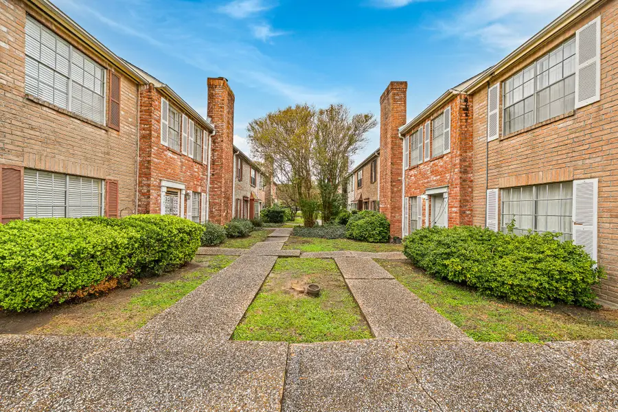 4142 Belle Park Drive #4142, Houston, TX 77072 - Image #2