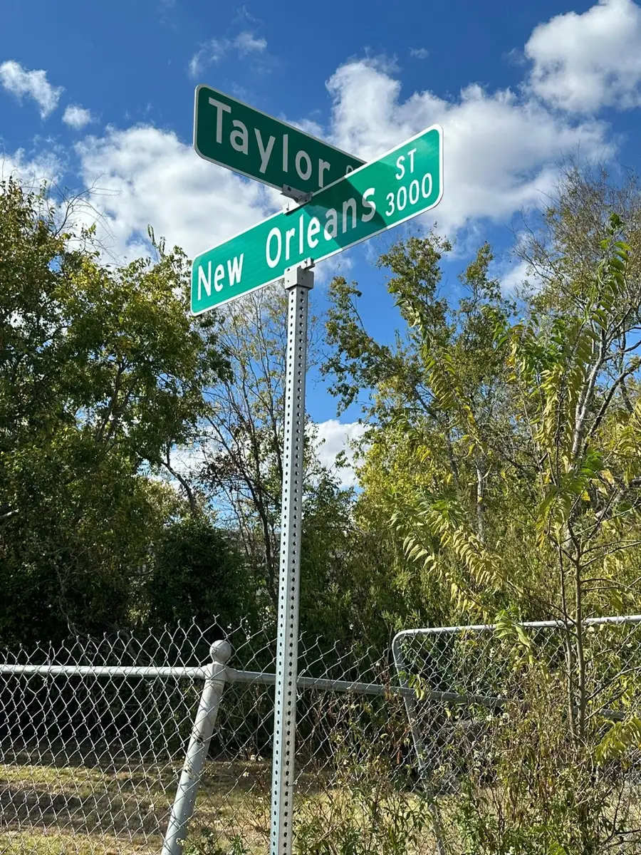 21 Taylor Court, Houston, TX 77020 - Image #2