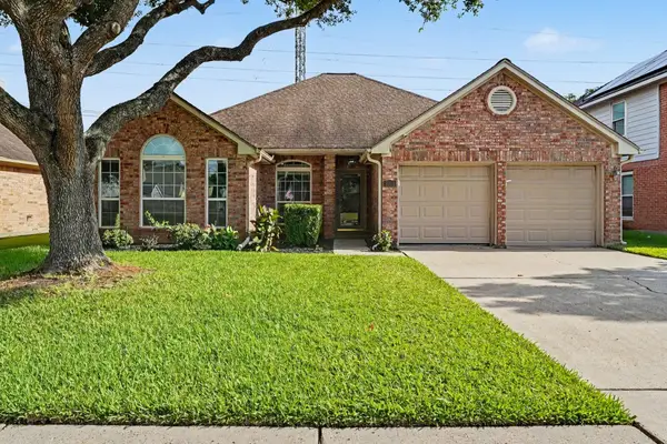 2004 Aberdeen Drive, League City, TX 77573