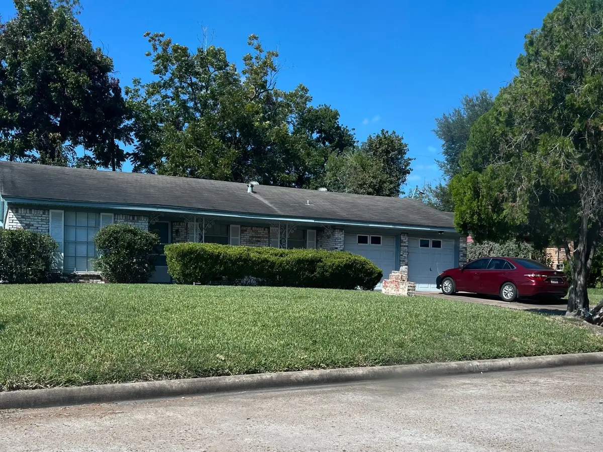 13026 Glenwyck Street, Houston, TX 77045 - #1