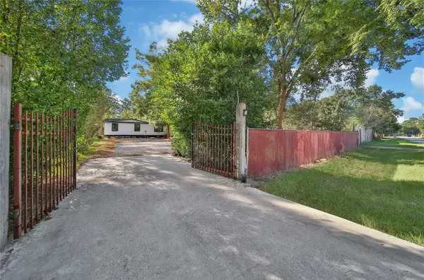 30310 Davis Street, Magnolia, TX 77355