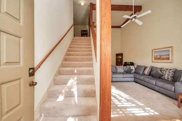 9433 Pagewood Lane, Houston, TX 77063