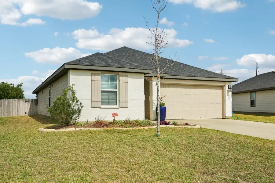 1279 Thornbird Trail, Sealy, TX 77474 - #3