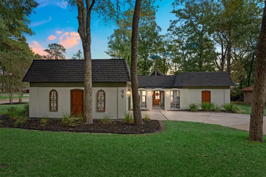 99 April Wind Drive S, Conroe, TX 77356 - Image #2