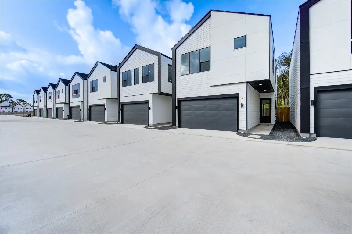 6127 Pacific Forest Drive, Houston, TX 77091 - #1