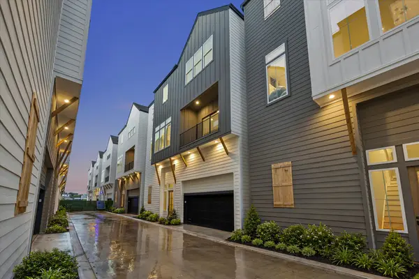 1181 W 19th Street, Houston, TX 77008