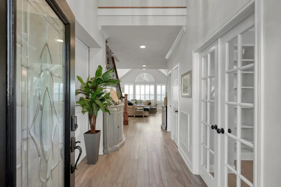 22 Brywood Place, The Woodlands, TX 77382 - #3