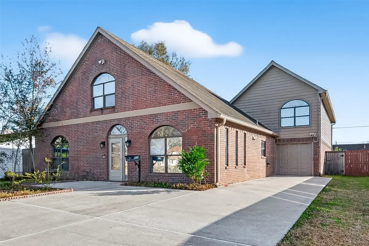 512 Bertloma Street, Pasadena, TX 77502 - #1