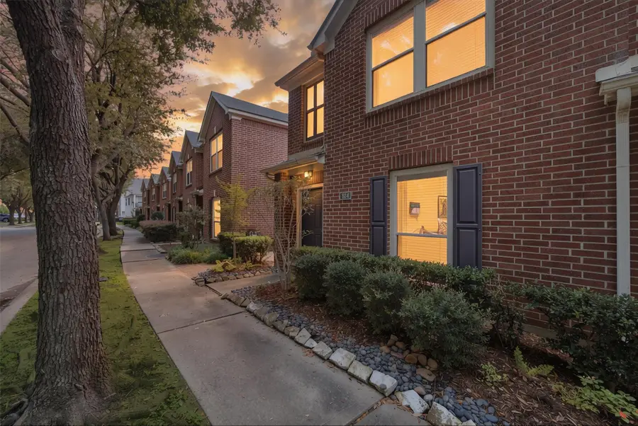 834 W Heights Hollow Lane, Houston, TX 77007 - #2