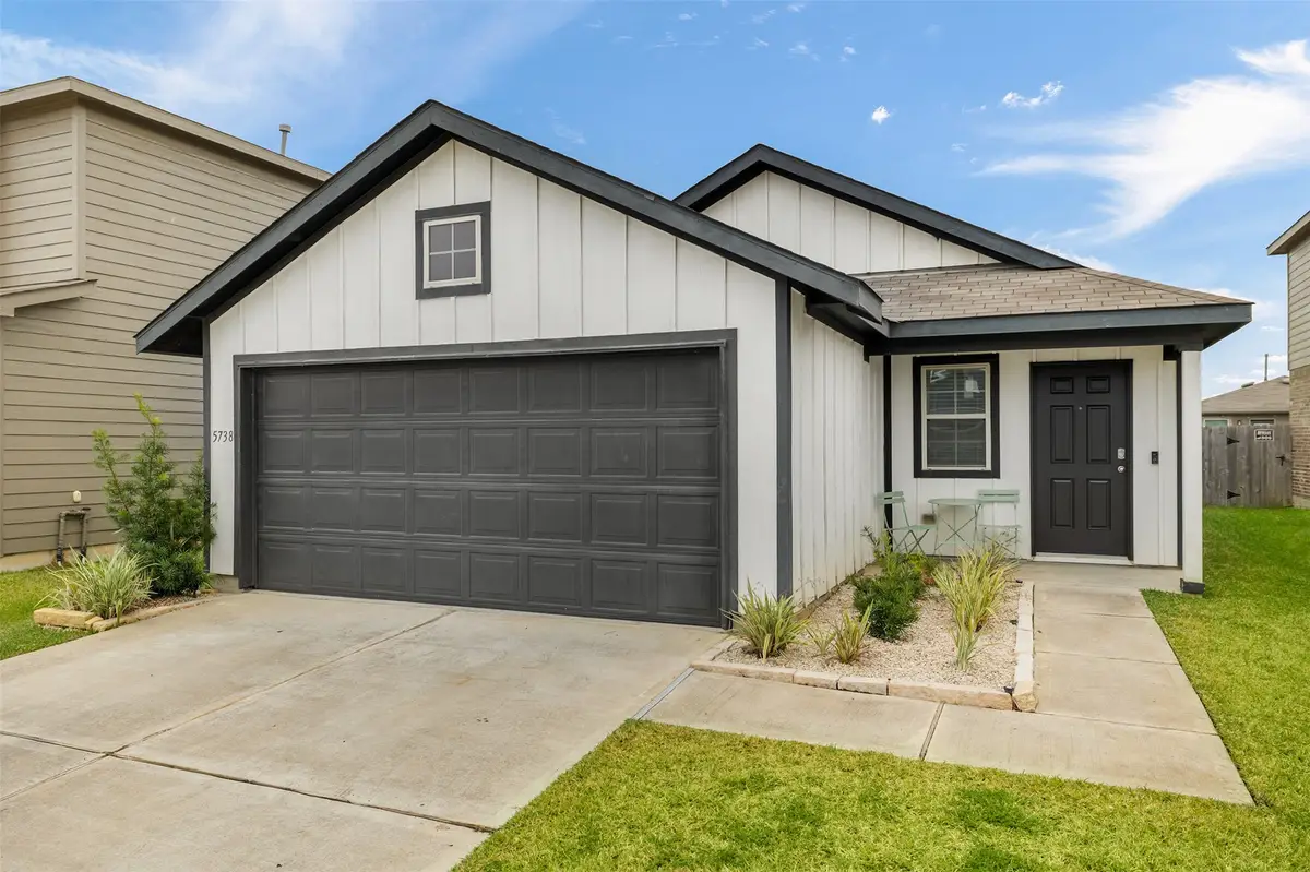 5738 Savanna Pasture Road, Katy, TX 77493 - Image #1