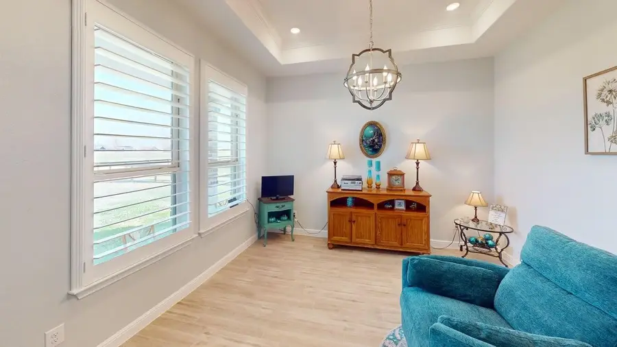 1325 Palomino Trail, Angleton, TX 77515 - #3