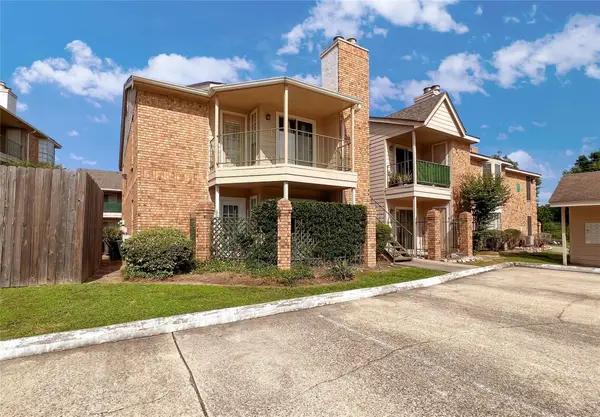 3770 Lovers Wood Lane #610, Houston, TX 77014