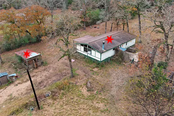 76 Oak Bend Drive, Huntsville, TX 77320