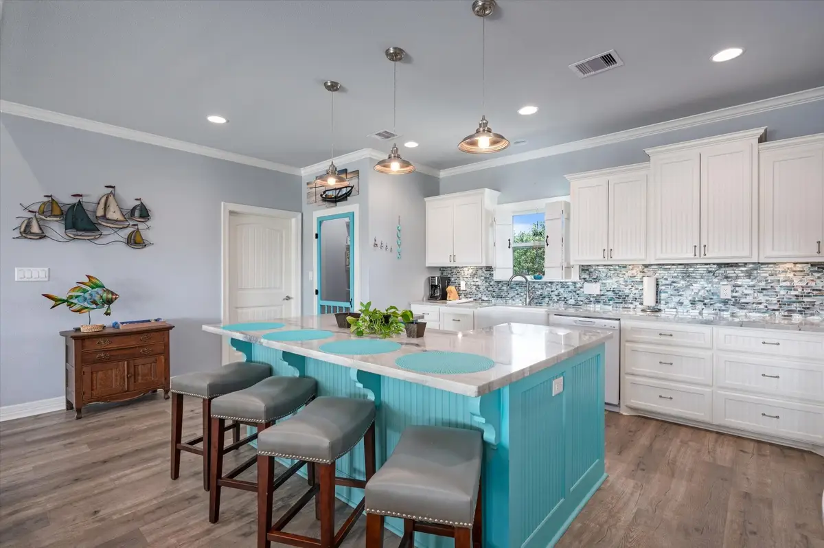 1951 Avenue F, Crystal Beach, TX 77650 - Image #1