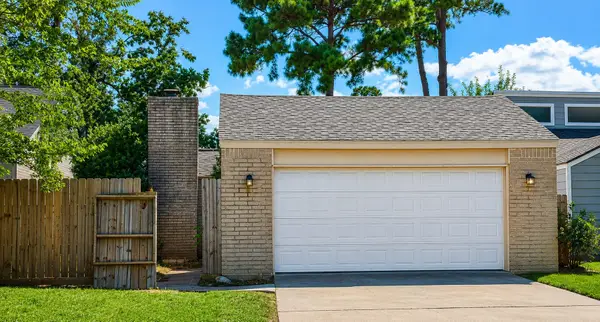 11927 Lakewood West Drive, Cypress, TX 77429