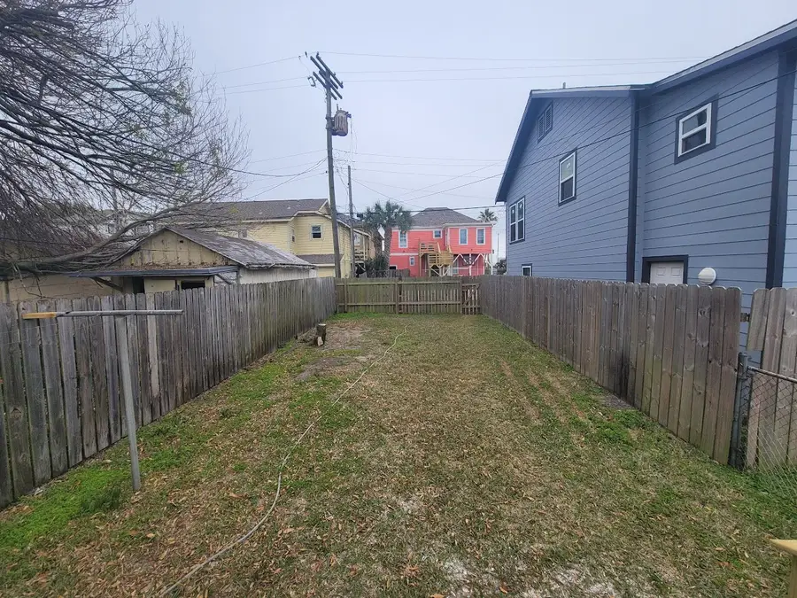 723 Sealy Street, Galveston, TX 77550 - #3
