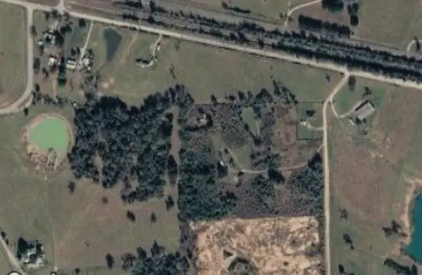 2476 Barker Prairie Road, Navasota, TX 77868