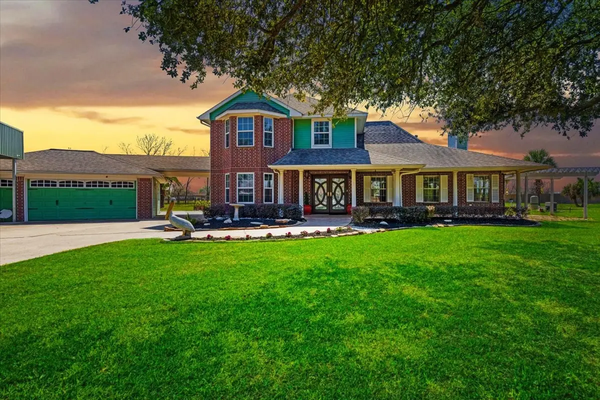 2203 Lomax Dr, La Porte, TX 77571 - #1