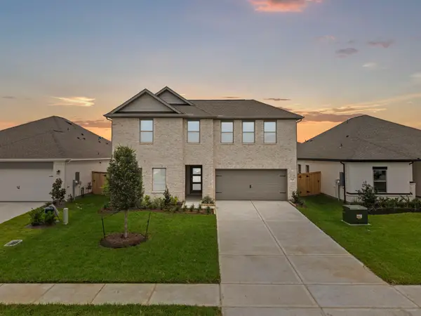 1946 Stargazer Lane, Angleton, TX 77515