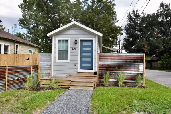 321 E 35th Street, Houston, TX 77018