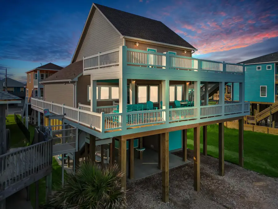2627 Holiday Drive, Crystal Beach, TX 77650 - #3