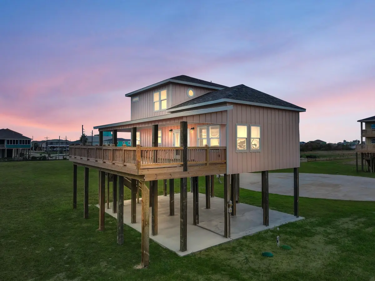 186 Ocean View Drive, Crystal Beach, TX 77650 - #1