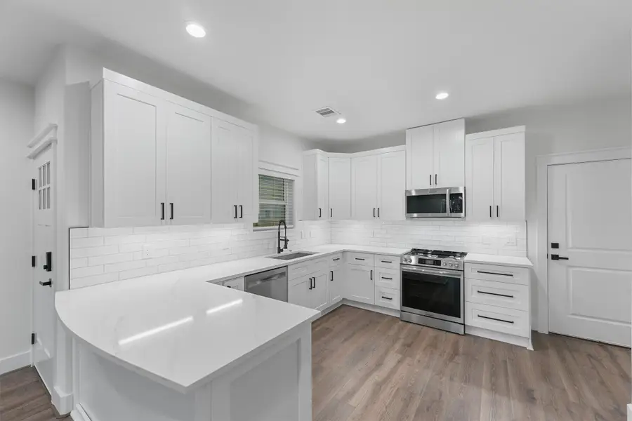 4208 Castor #A, Houston, TX 77022 - Image #3