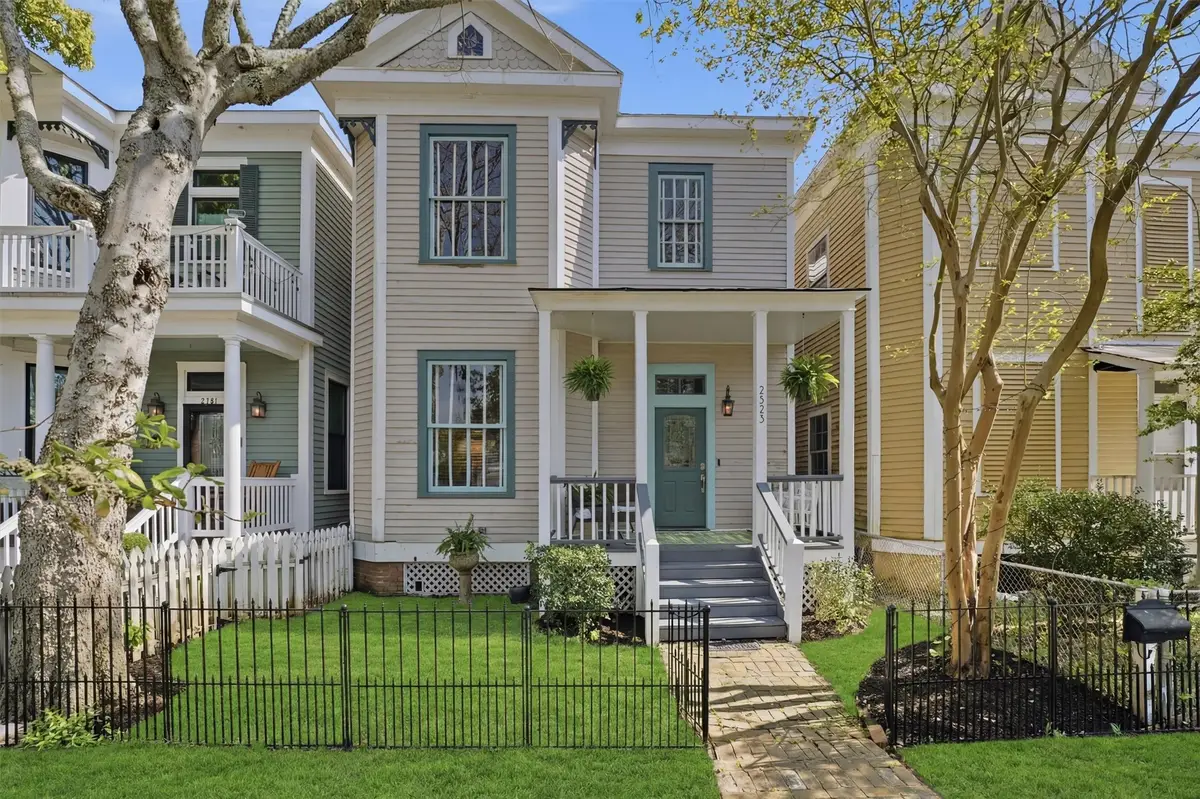 2523 Avenue M, Galveston, TX 77550 - #1