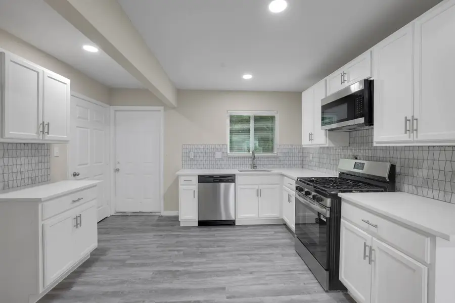9409 Fairland Drive, Houston, TX 77051 - #2