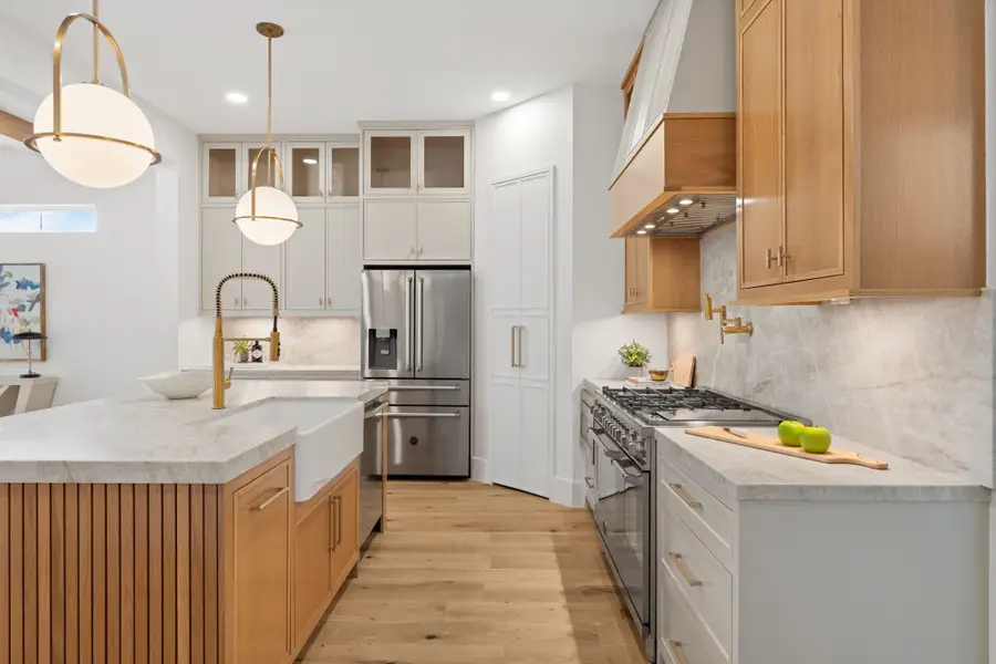 710 Waverly Street #D, Houston, TX 77007 - Image #2