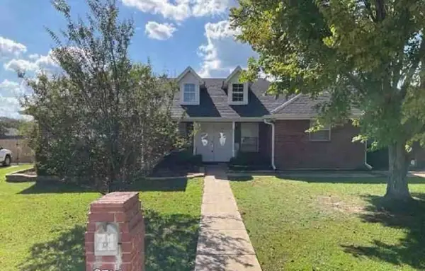2709 Silver Spring Trail, Mt Pleasant, TX 75455