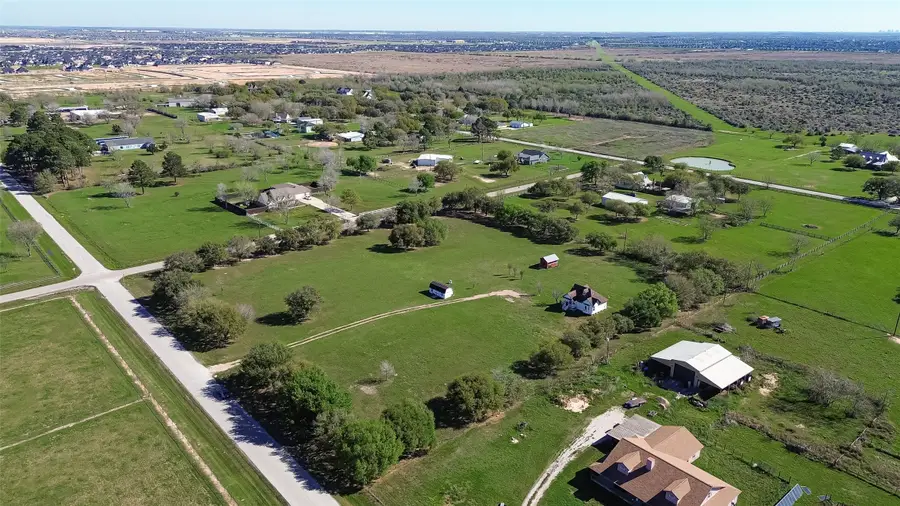 6607 S Mallard Drive, Fulshear, TX 77441 - #2