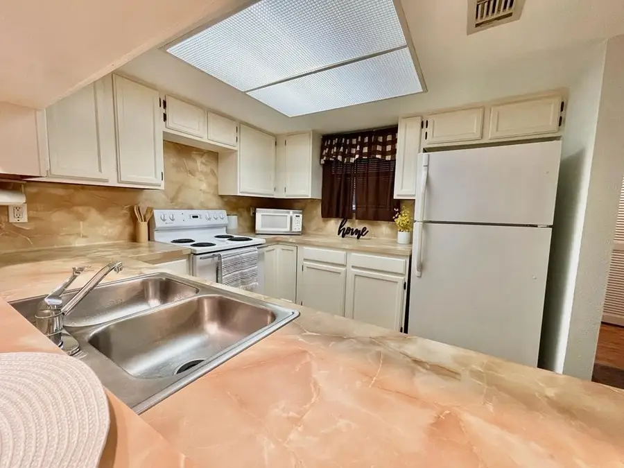14777 Wunderlich Drive #1106, Houston, TX 77069 - #3