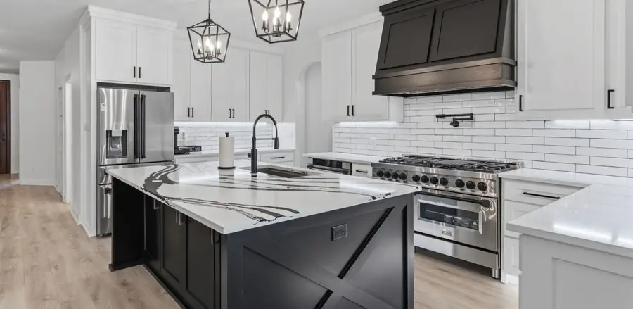 8472 Grand Lake Estates Drive, Montgomery, TX 77316 - #2